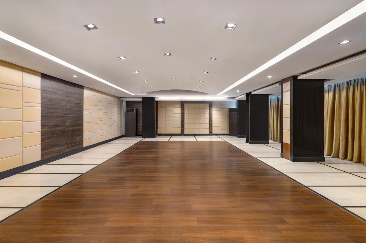 Ramada By Wyndham Jaipur North Hotel ภายนอก รูปภาพ
